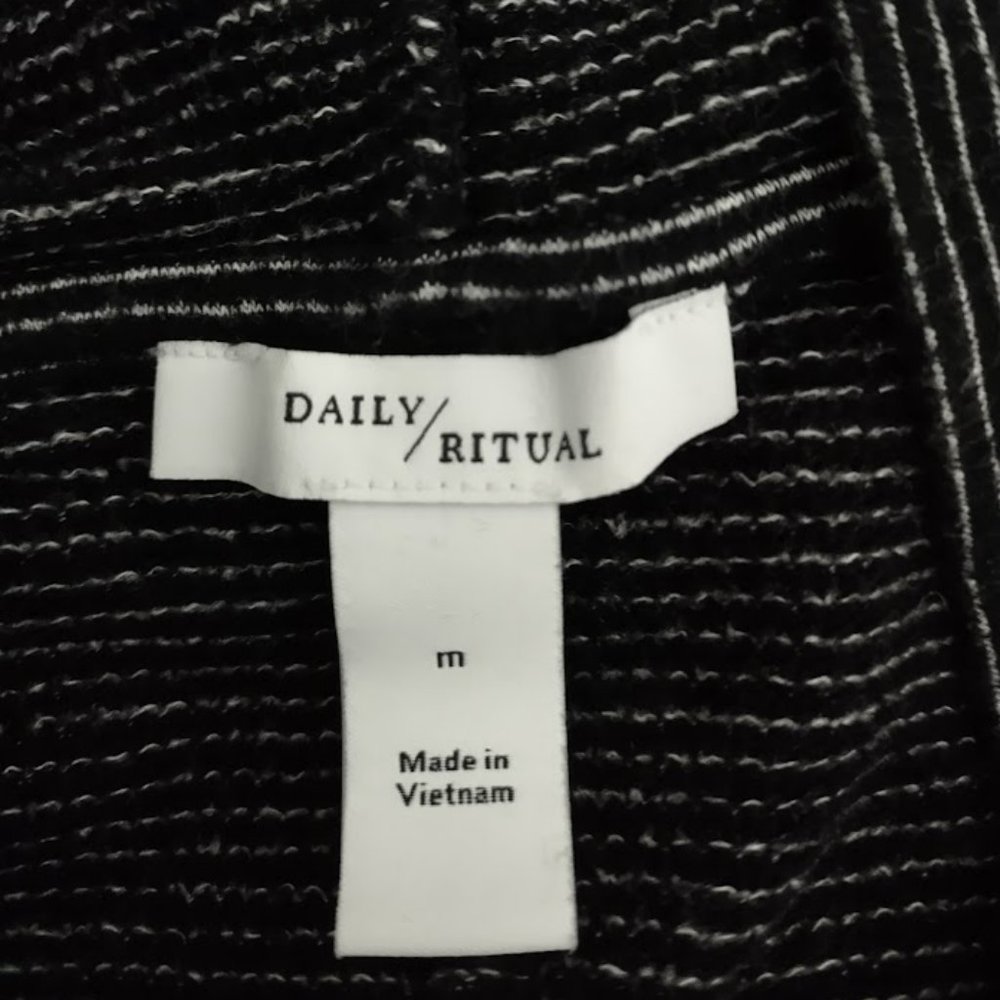 Daily Ritual Black Lightweight Long Sleeve Hooded Top Medium - Picture 7 of 8